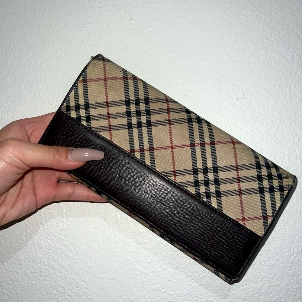 Authentic Vintage Burberry Nova Check Wallet